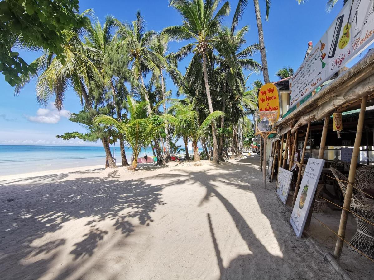 Hotel Reddoorz Premium @ Nigi Nigi Nu Noos Station 2 Boracay 3*