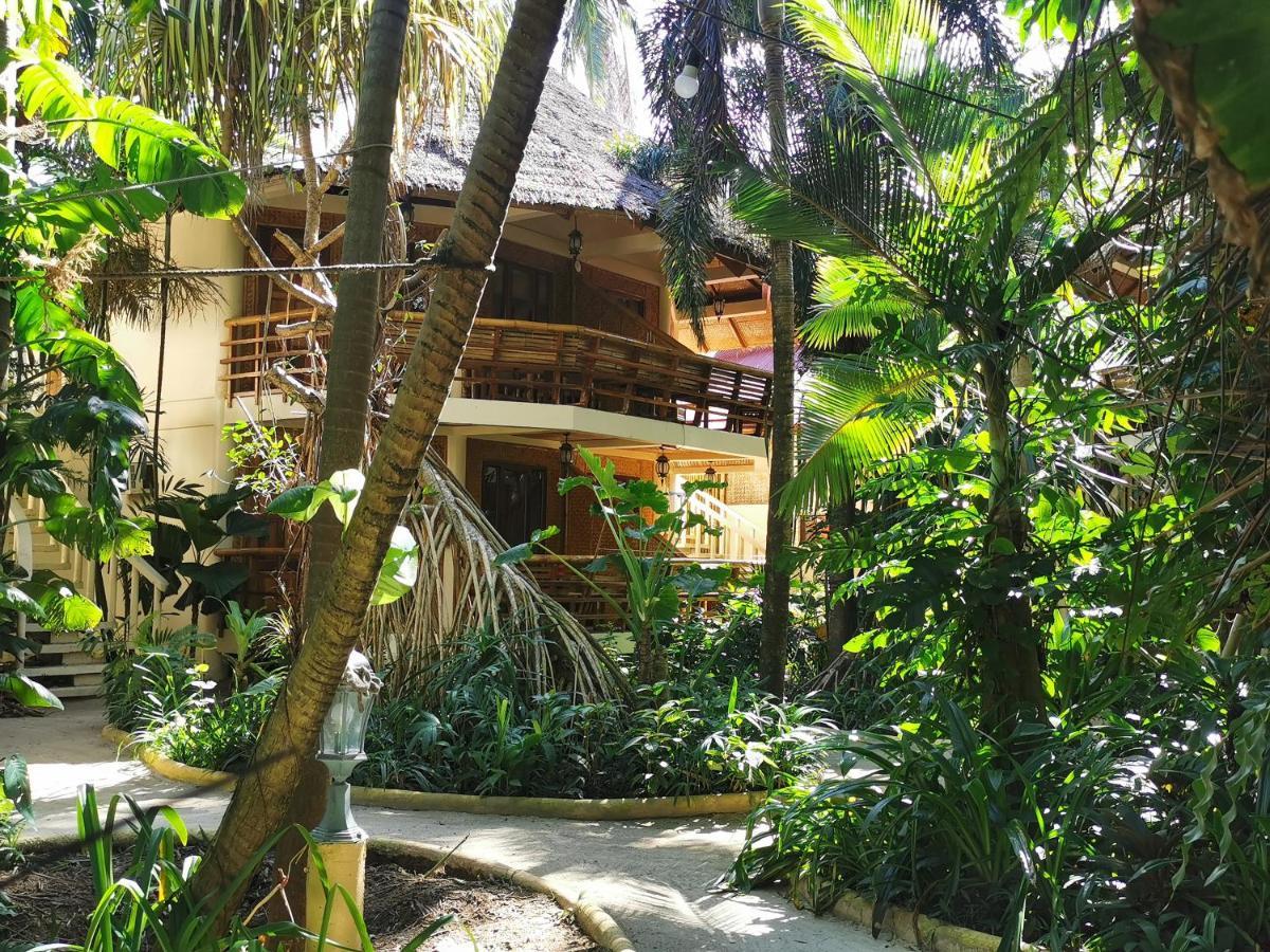 Reddoorz Premium @ Nigi Nigi Nu Noos Station 2 Boracay Hotel Balabag (Boracay)