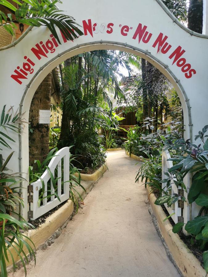 Reddoorz Premium @ Nigi Nigi Nu Noos Station 2 Boracay Hotel 3*