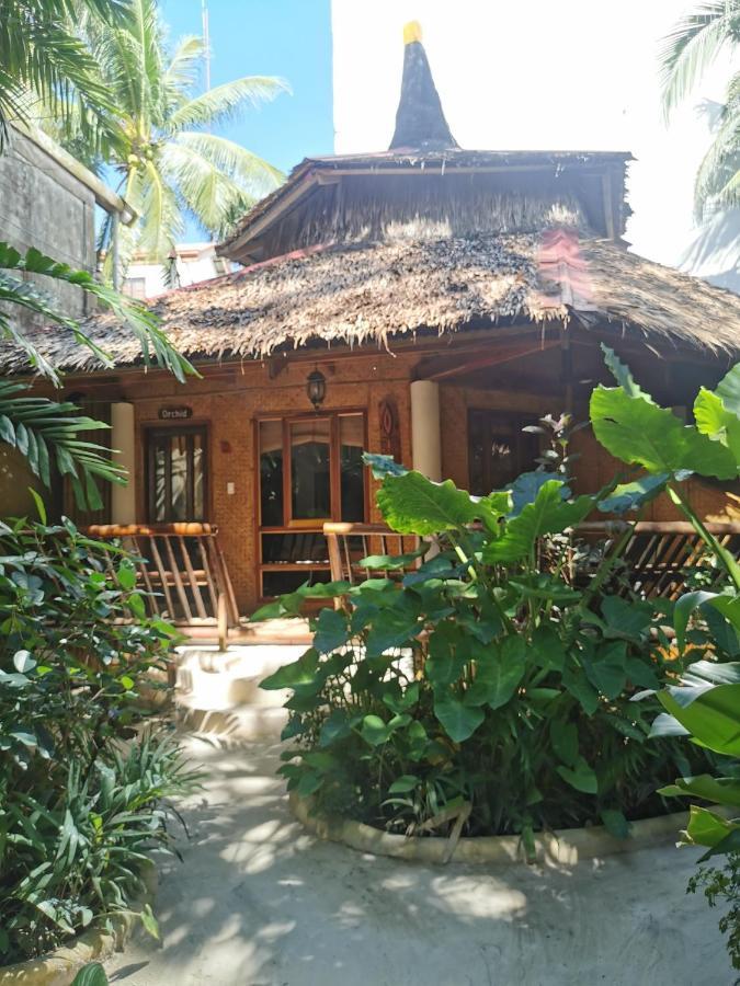 Reddoorz Premium @ Nigi Nigi Nu Noos Station 2 Boracay Balabag (Boracay)